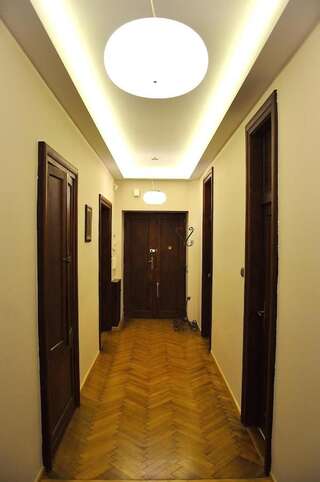 Апартаменты Apartamenty Splendor Краков Улучшенные апартаменты с тремя спальнями: Skwerowa 30/1-18